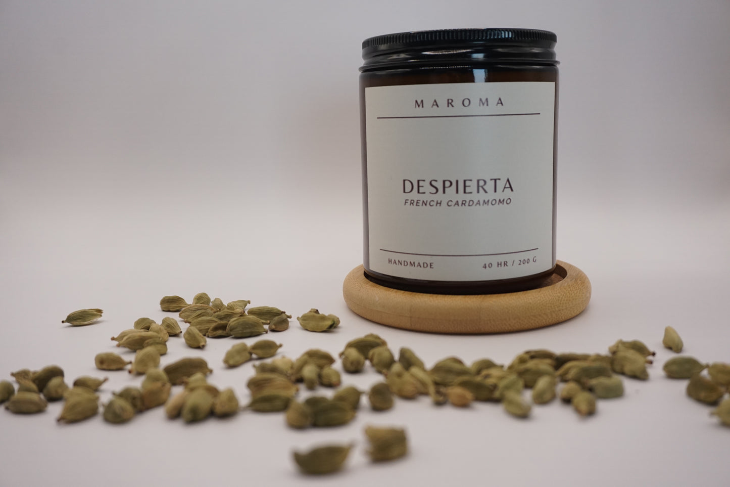 Despierta- Vela aromática de cardamomo